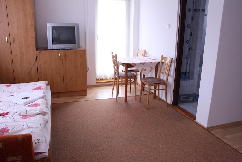 Penzion Koras Vrútky 部屋 写真